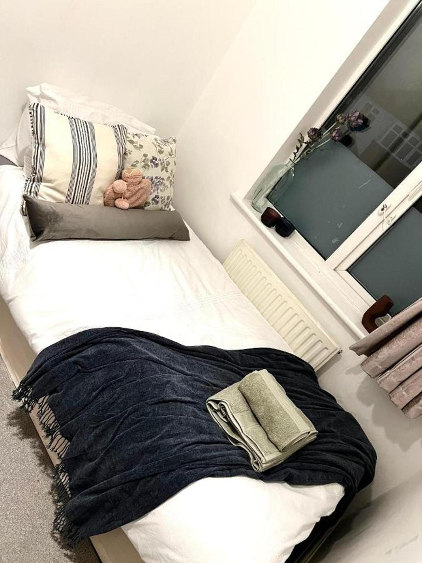 Apartment-sleeps4-parking-balcony Apartment *